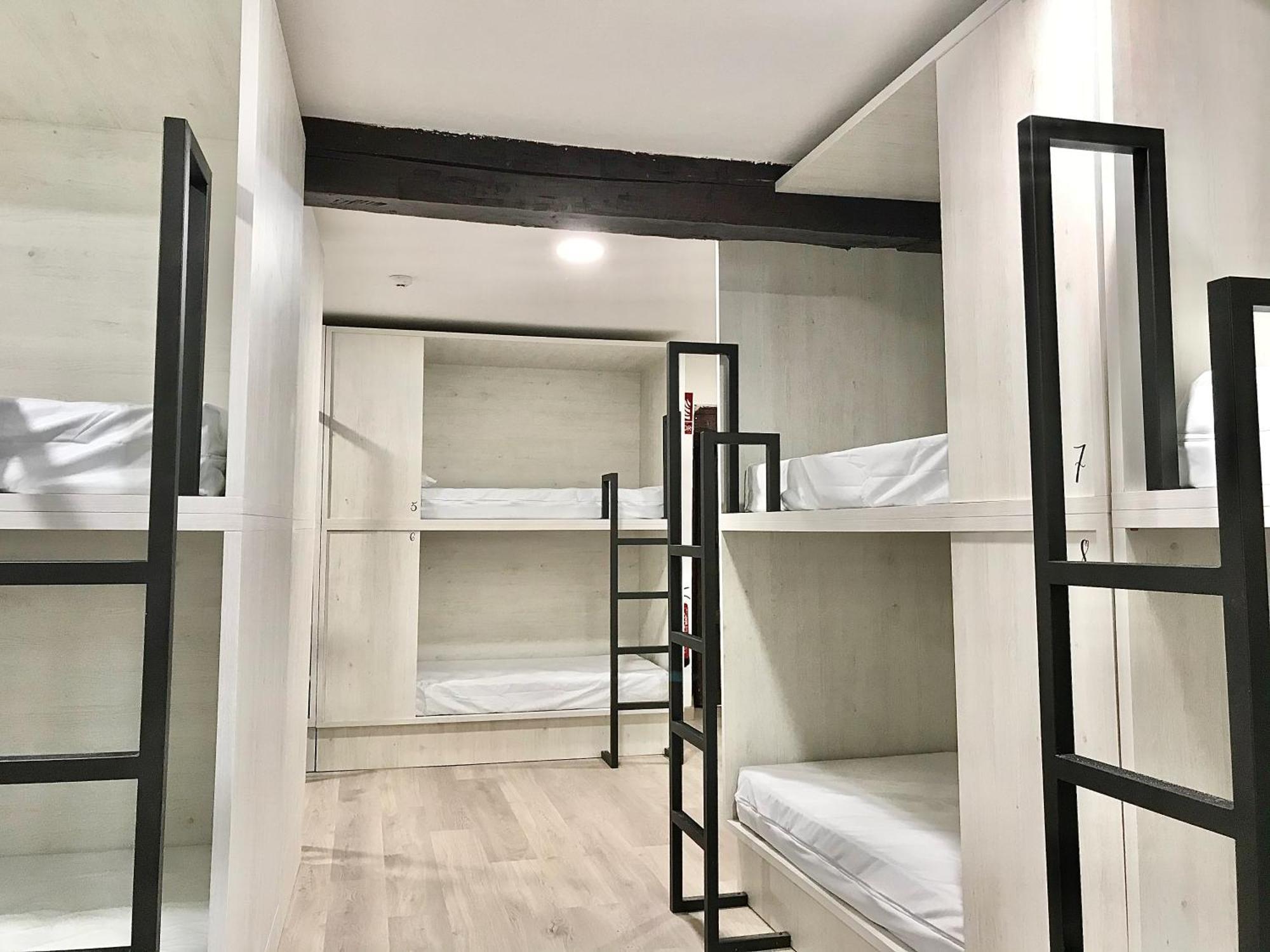 Quartier Leon Hostel Jabalquinto Eksteriør billede