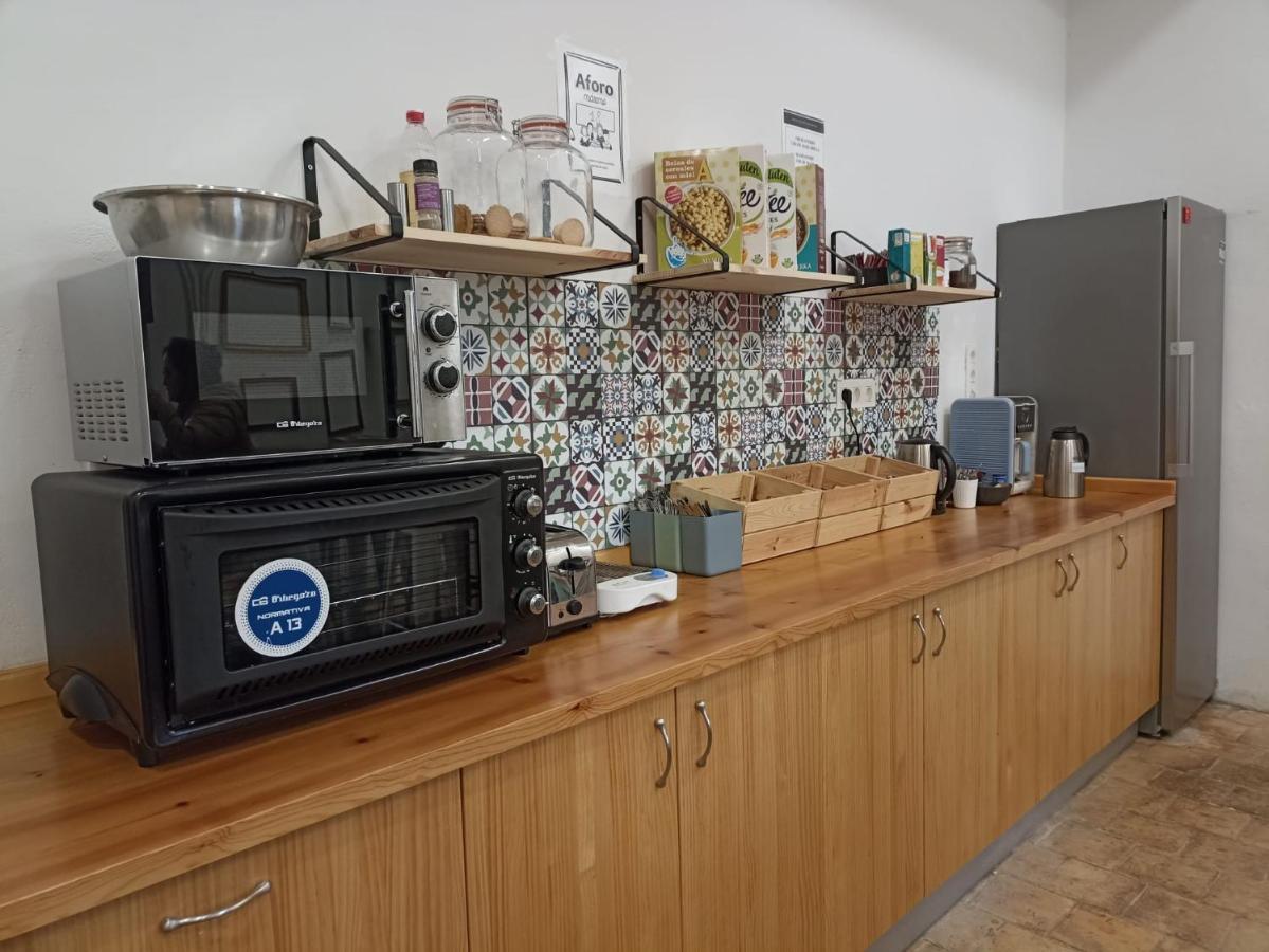 Quartier Leon Hostel Jabalquinto Eksteriør billede