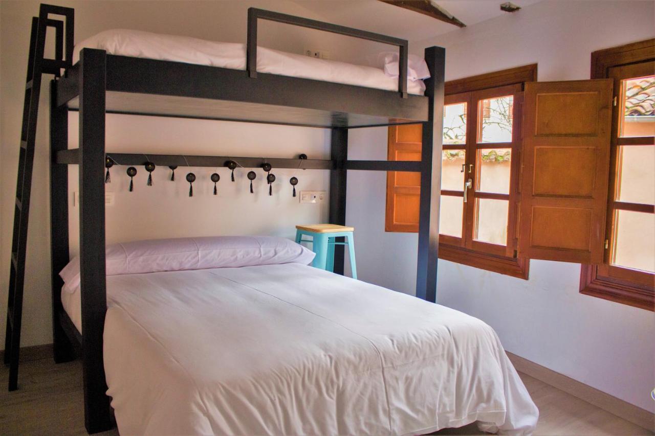 Quartier Leon Hostel Jabalquinto Eksteriør billede